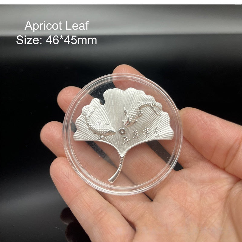 Silver leaves, tree branches, cabbage, gourd collectibles and gifts